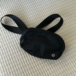 Lululemon Crossbody